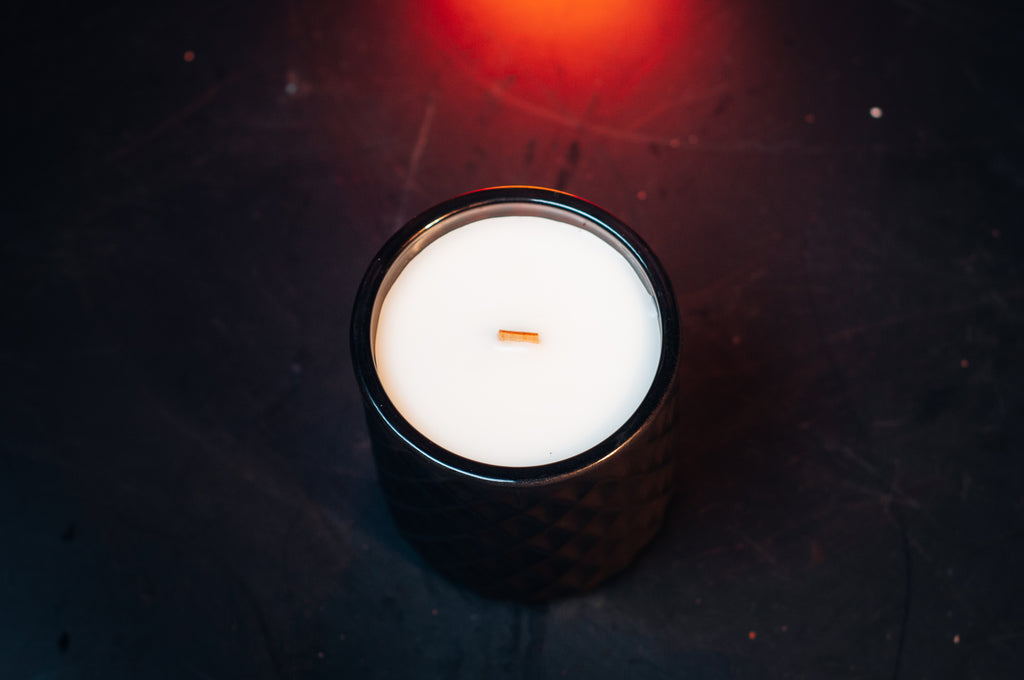 Bond or Burn (Dragon Reveal Candle)