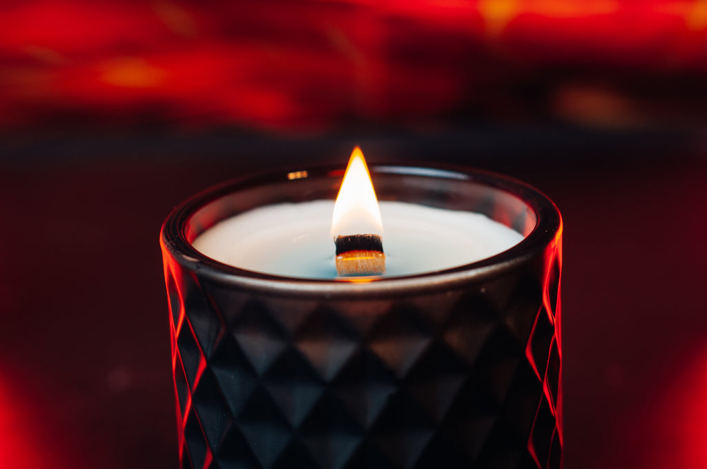 Bond or Burn (Dragon Reveal Candle)